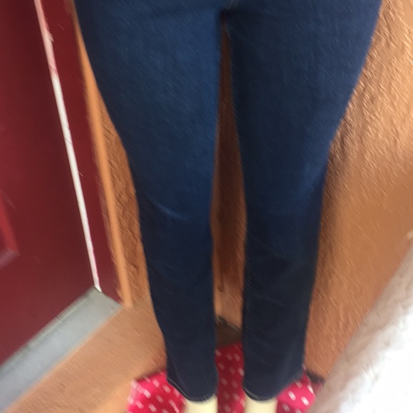 SIGNATURE by LEVI STRAUSS Misses sz 4short - Picture 3 of 8